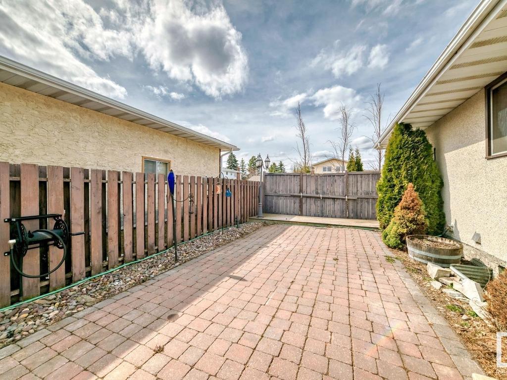 












10411 31 Avenue

,
Edmonton,




AB
T6J 3K2

