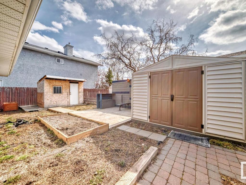 












10411 31 Avenue

,
Edmonton,




AB
T6J 3K2

