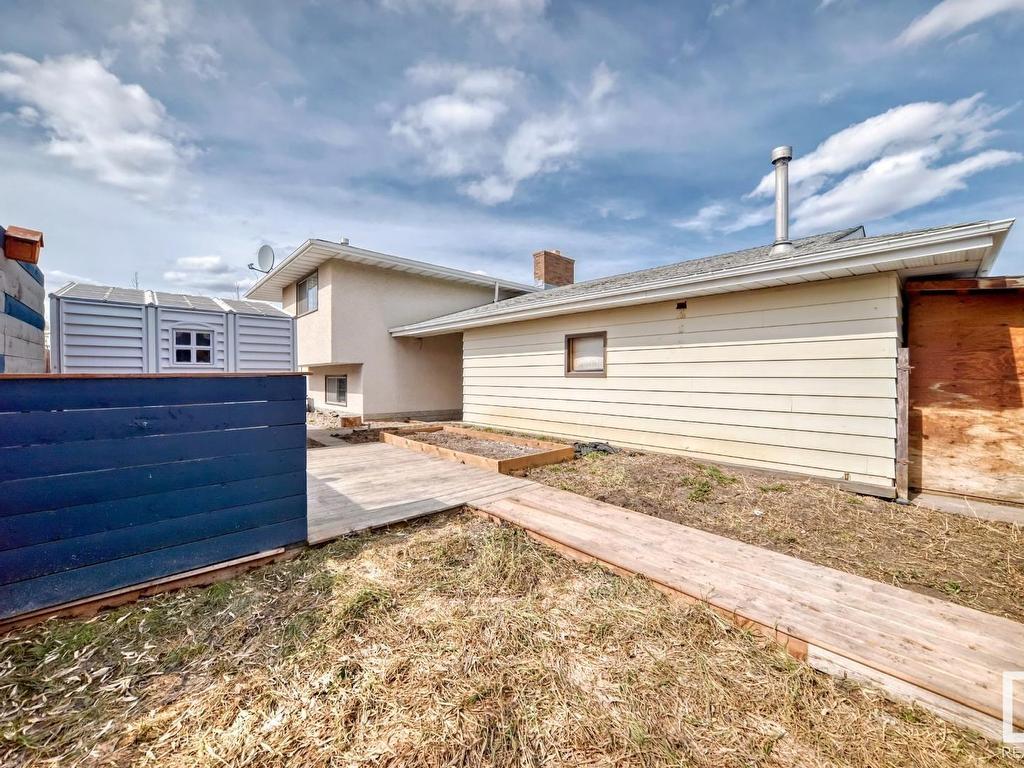 












10411 31 Avenue

,
Edmonton,




AB
T6J 3K2

