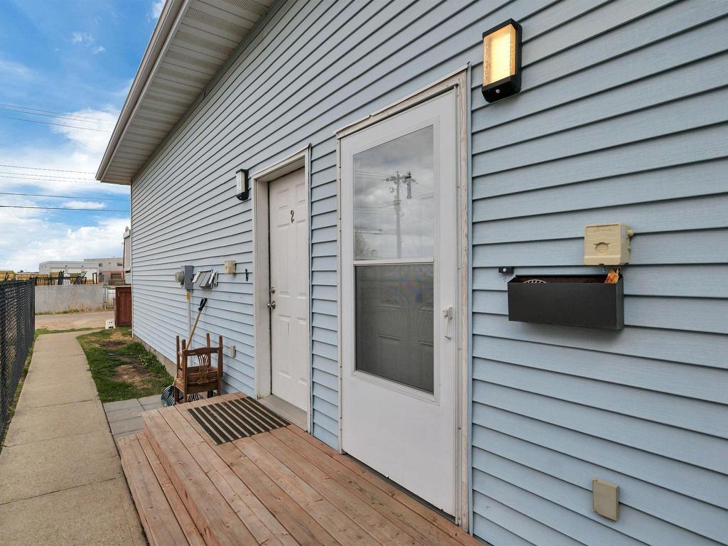












4714 54 Avenue

,
Leduc,




AB
T9E 6K4

