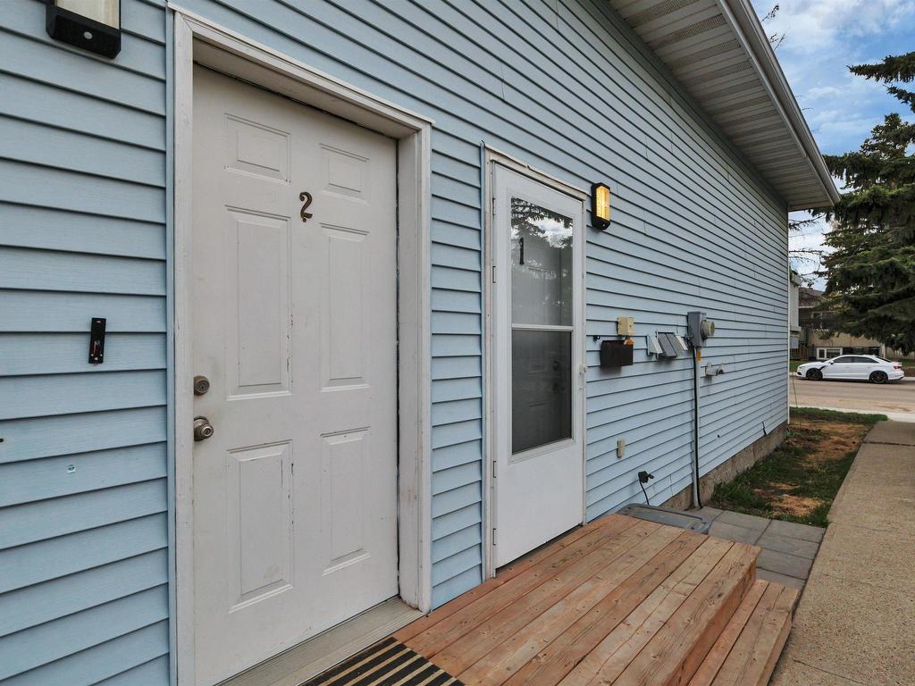 












4714 54 Avenue

,
Leduc,




AB
T9E 6K4

