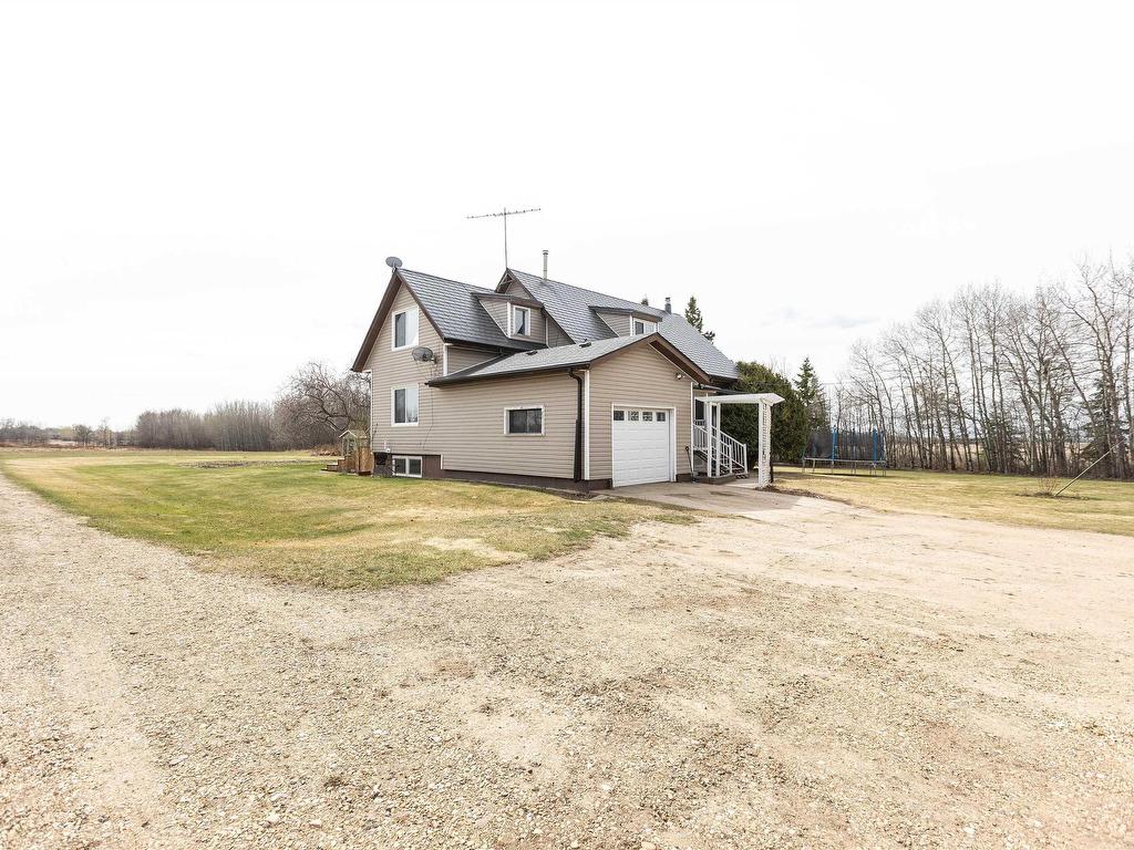 












1115 Hwy 18

,
Rural Westlock County,




AB
T7P 2P6

