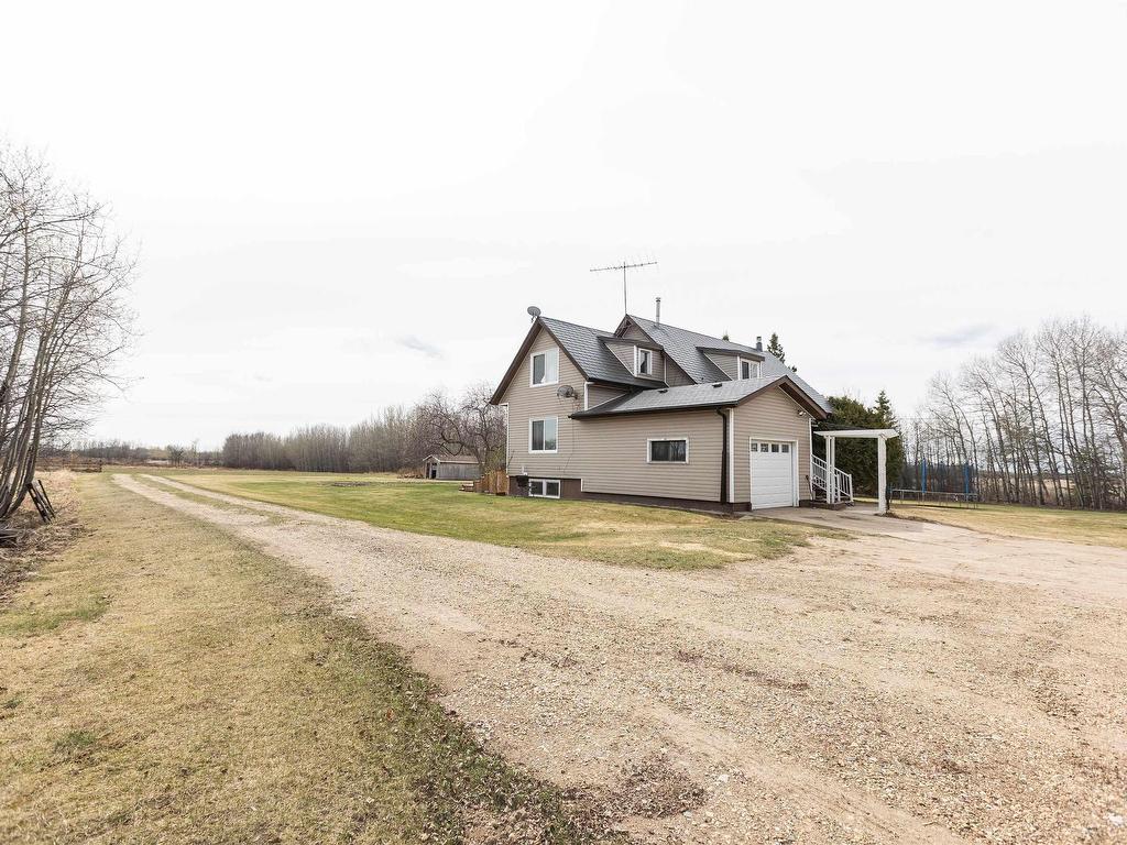 












1115 Hwy 18

,
Rural Westlock County,




AB
T7P 2P6

