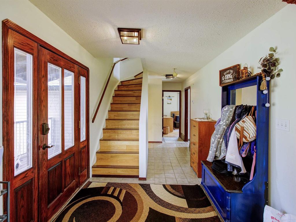












1115 Hwy 18

,
Rural Westlock County,




AB
T7P 2P6

