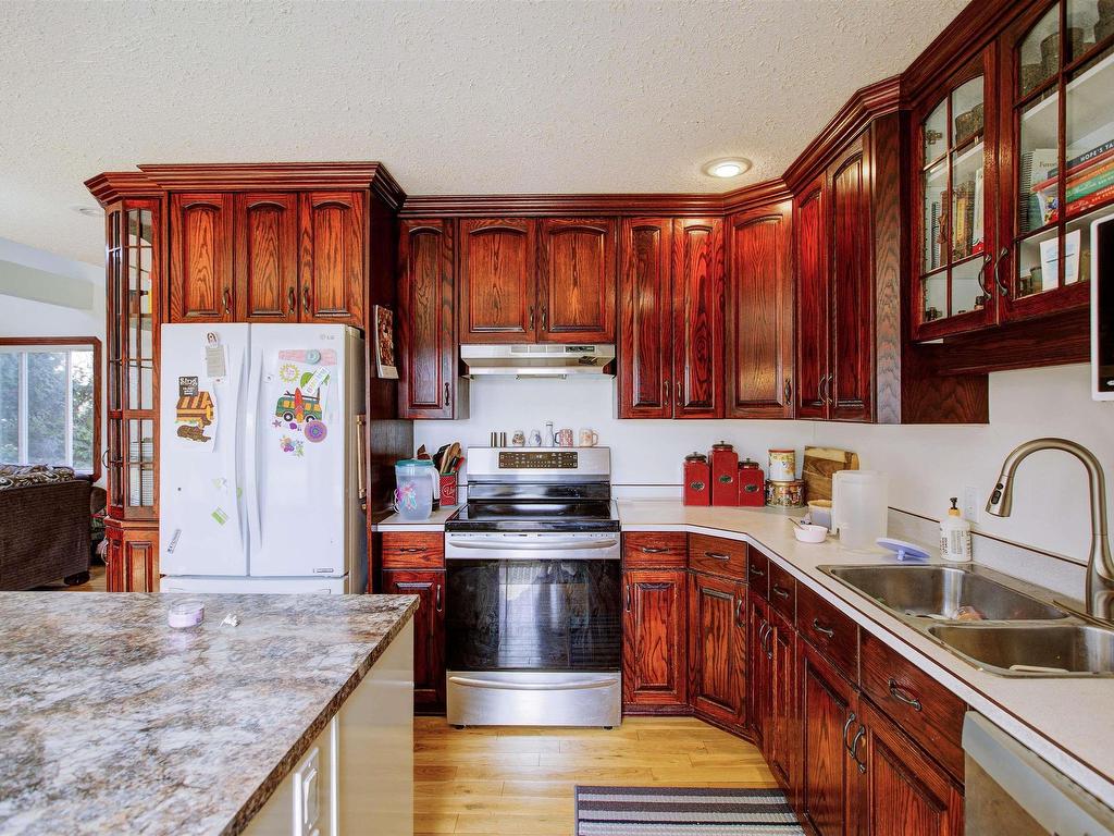 












1115 Hwy 18

,
Rural Westlock County,




AB
T7P 2P6

