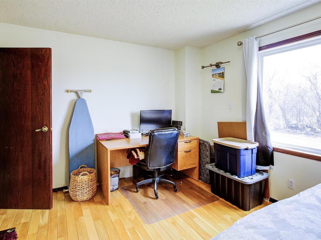












1115 Hwy 18

,
Rural Westlock County,




AB
T7P 2P6

