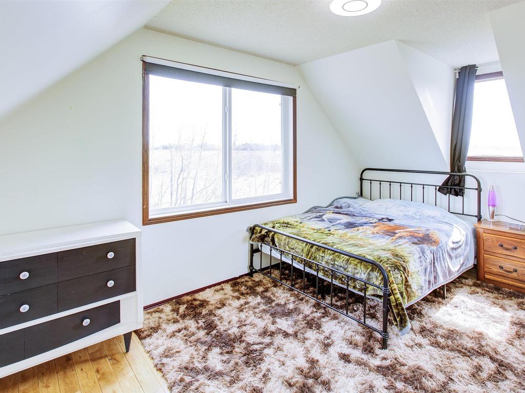 












1115 Hwy 18

,
Rural Westlock County,




AB
T7P 2P6

