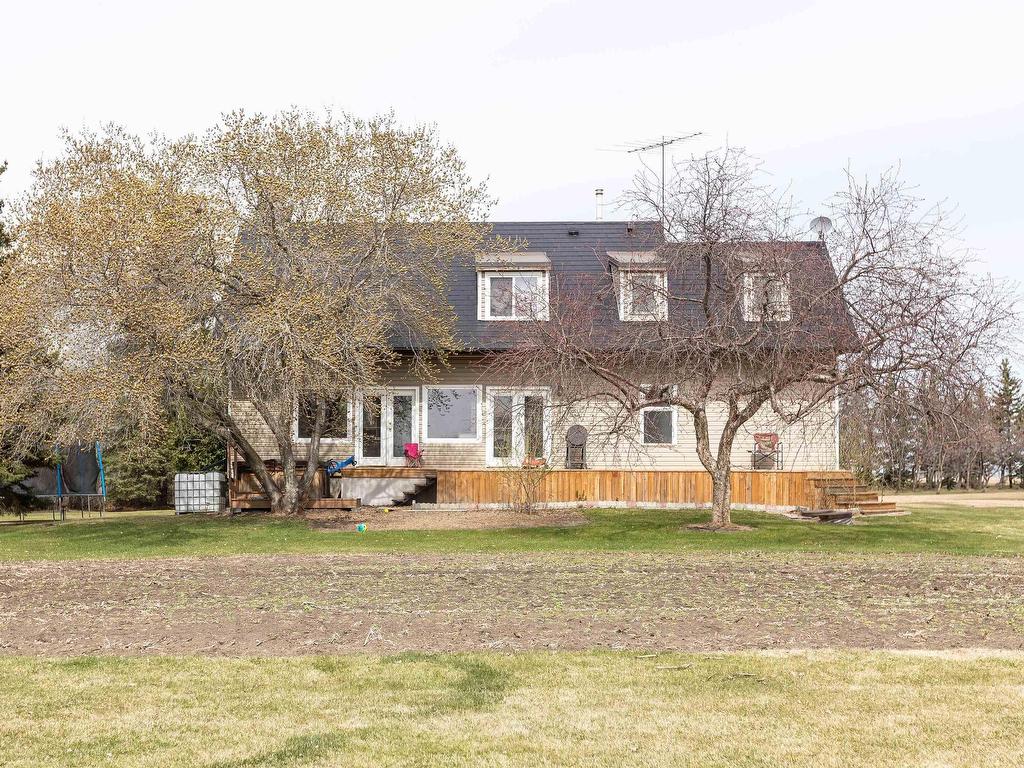 












1115 Hwy 18

,
Rural Westlock County,




AB
T7P 2P6

