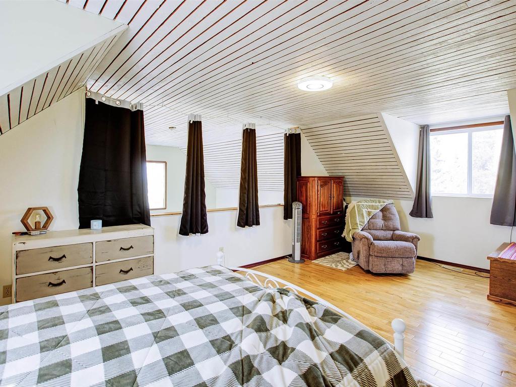 












1115 Hwy 18

,
Rural Westlock County,




AB
T7P 2P6

