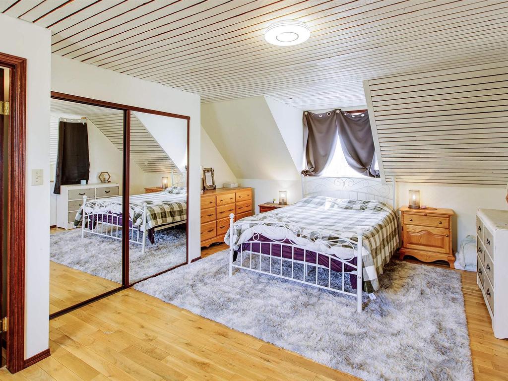 












1115 Hwy 18

,
Rural Westlock County,




AB
T7P 2P6

