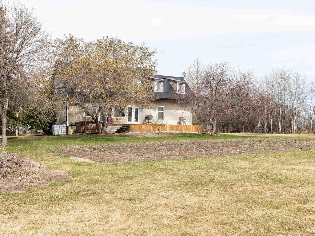 












1115 Hwy 18

,
Rural Westlock County,




AB
T7P 2P6

