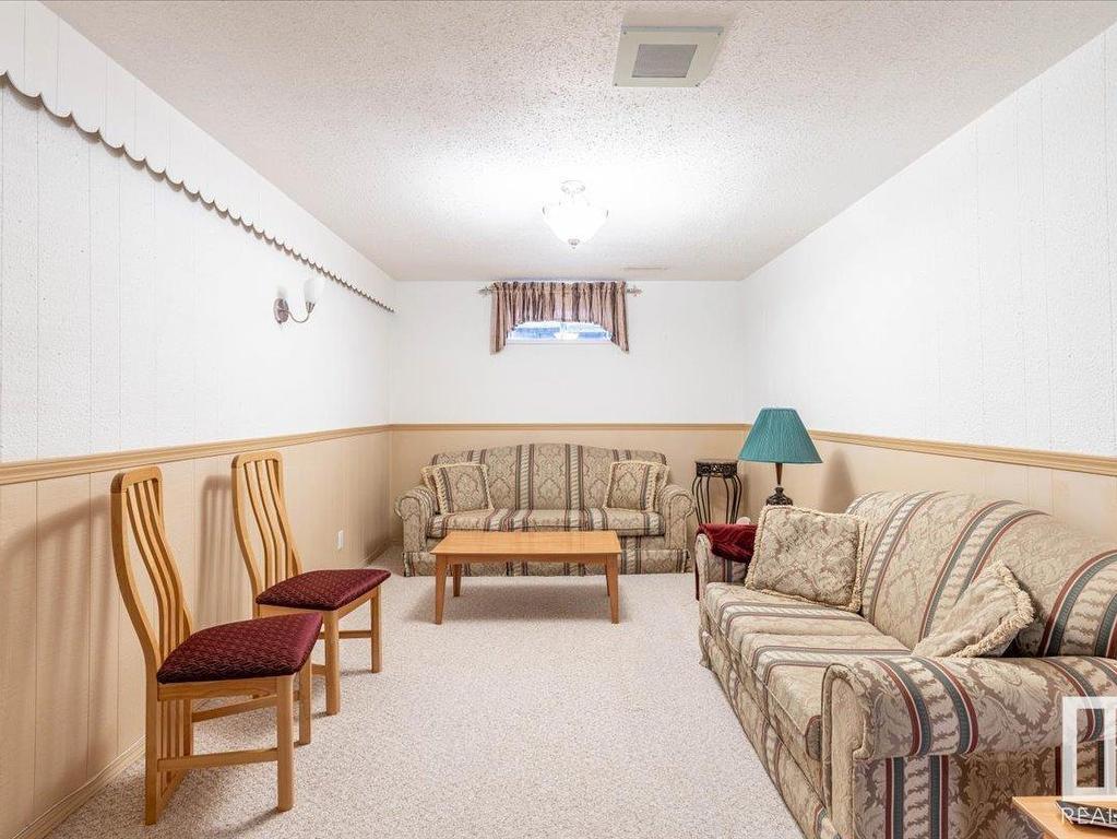 












14519 62 Street

,
Edmonton,




AB
T5A 2A9

