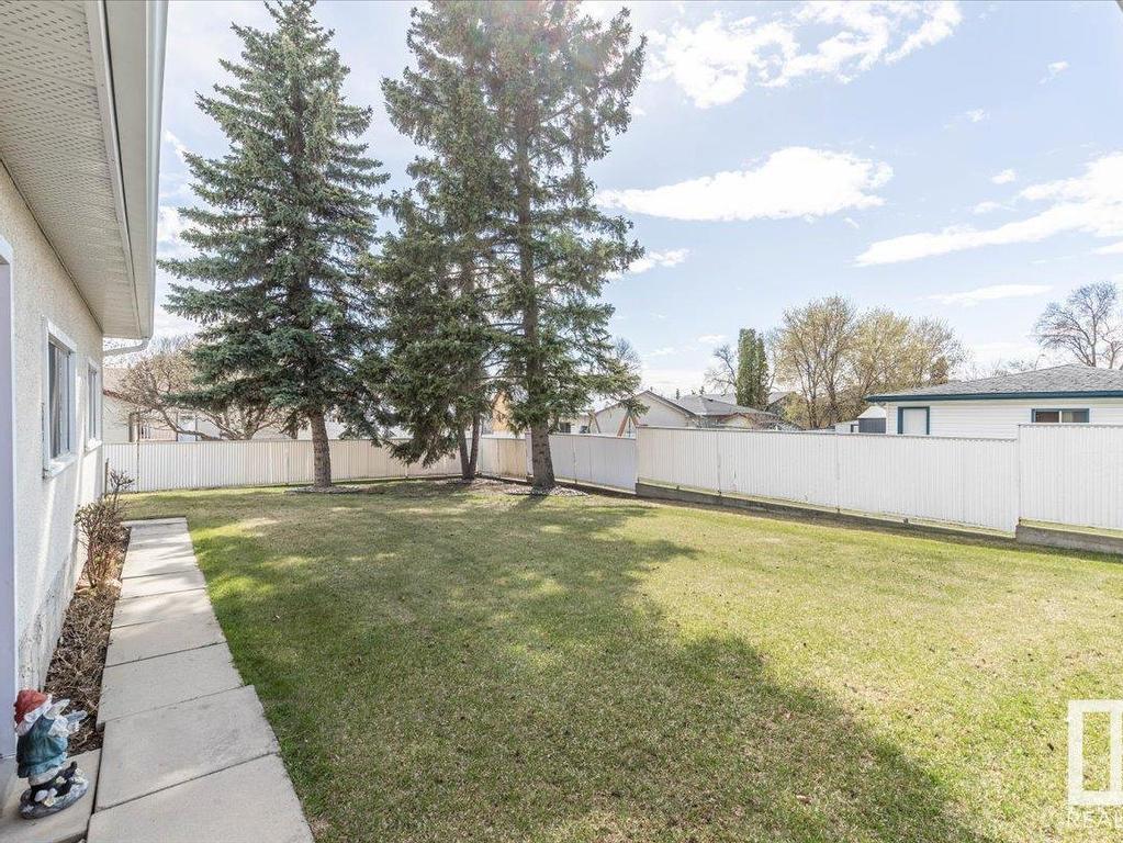 












14519 62 Street

,
Edmonton,




AB
T5A 2A9

