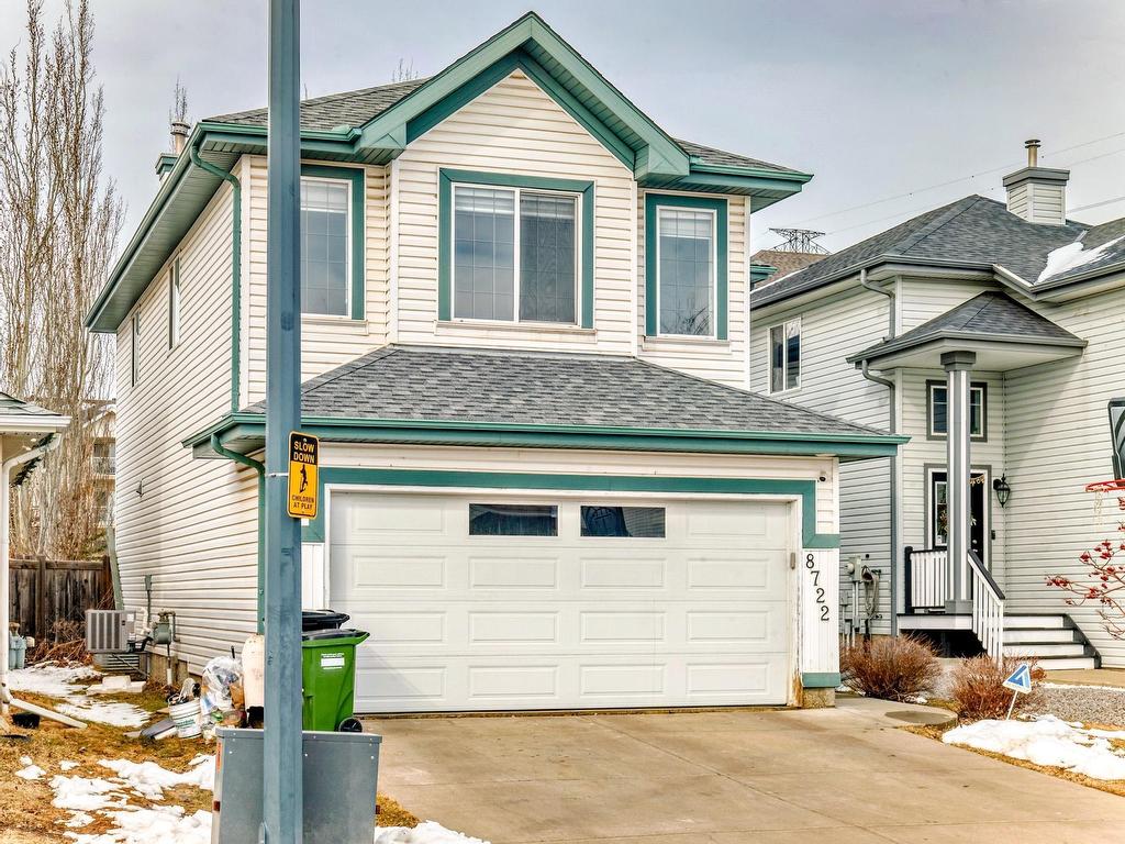 












8722 5 Avenue

,
Edmonton,




AB
T6X 1E2

