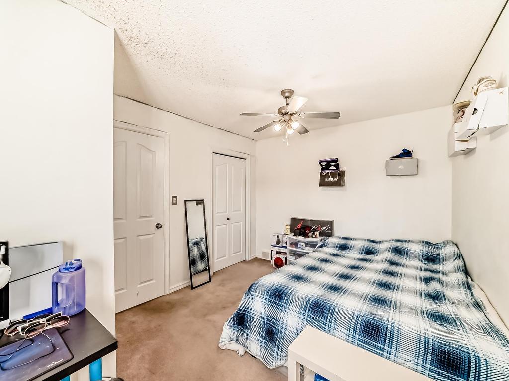 












8722 5 Avenue

,
Edmonton,




AB
T6X 1E2

