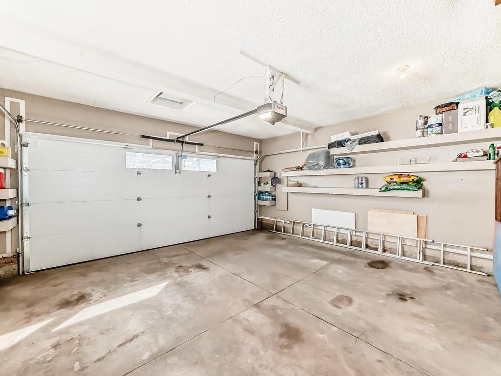 












8722 5 Avenue

,
Edmonton,




AB
T6X 1E2

