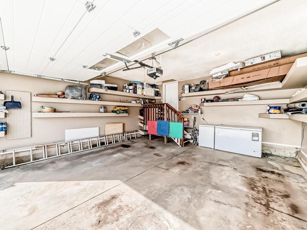 












8722 5 Avenue

,
Edmonton,




AB
T6X 1E2


