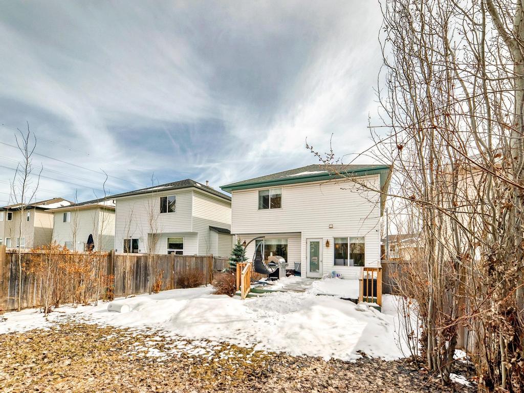 












8722 5 Avenue

,
Edmonton,




AB
T6X 1E2

