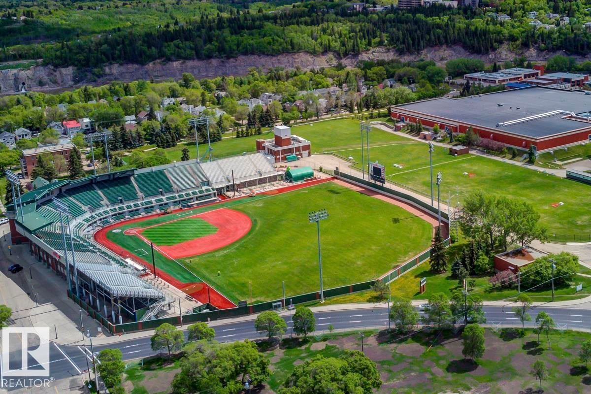 












412 10611 117 Street

,
Edmonton,




AB
T5H 0G6

