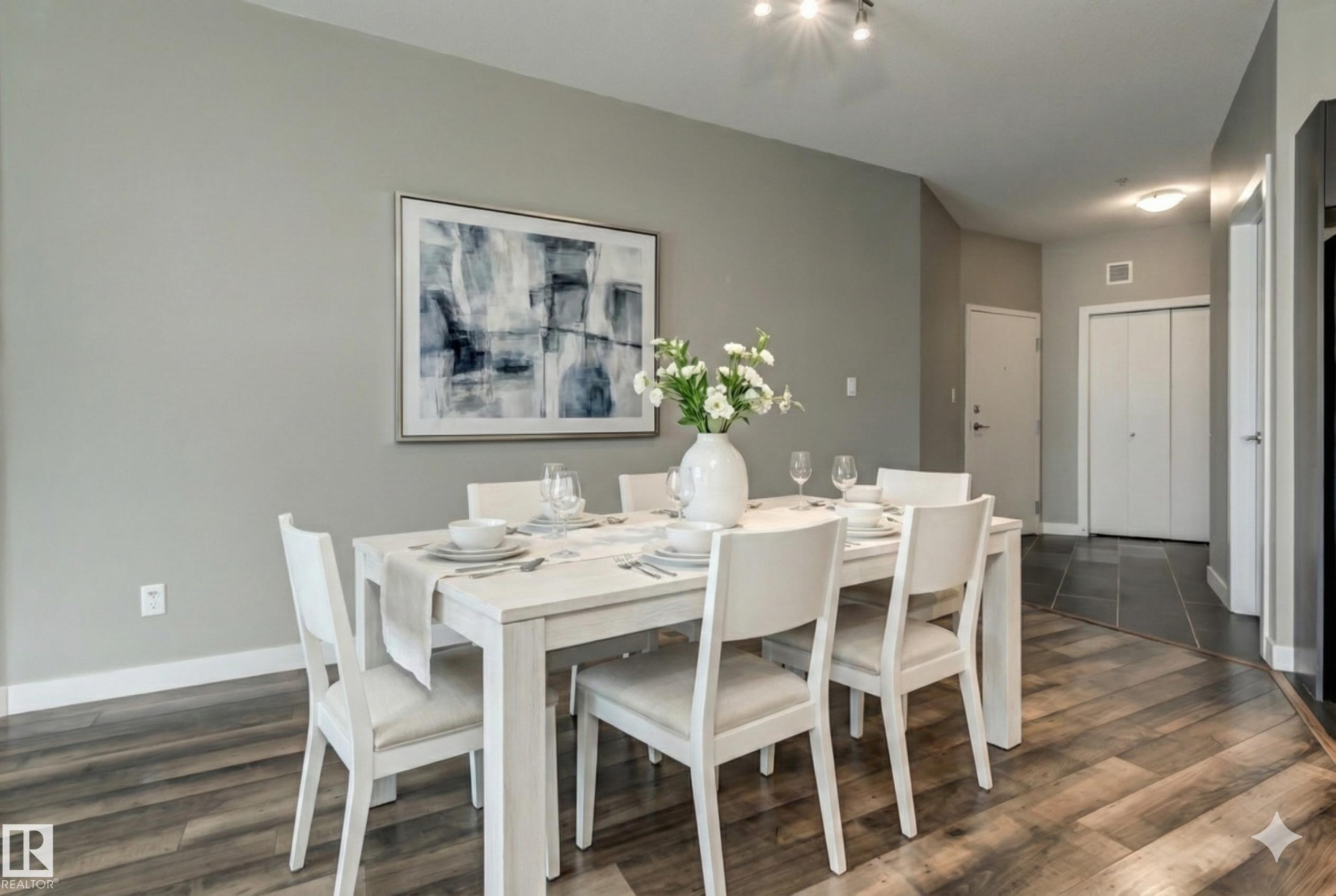 












412 10611 117 Street

,
Edmonton,




AB
T5H 0G6

