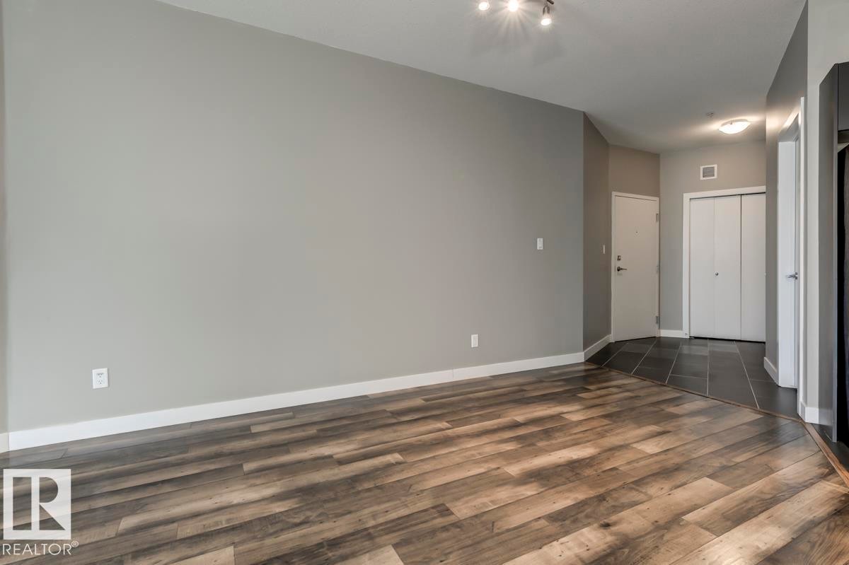 












412 10611 117 Street

,
Edmonton,




AB
T5H 0G6

