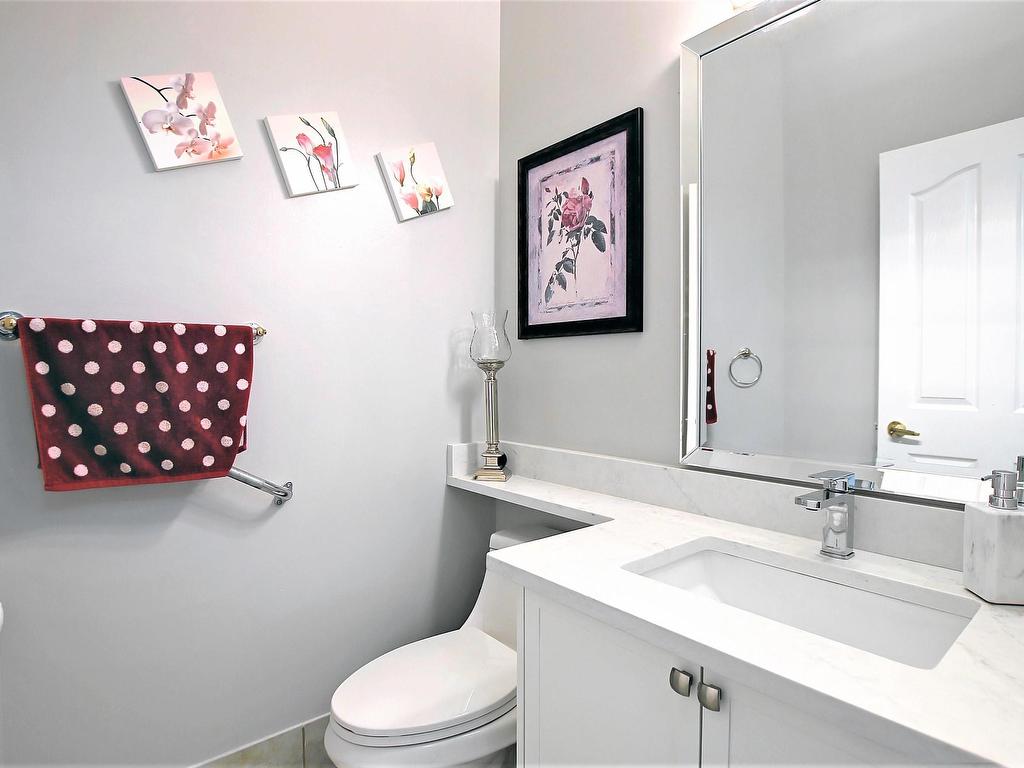 












329 HEATH Road

,
Edmonton,




AB
T6R 2X4

