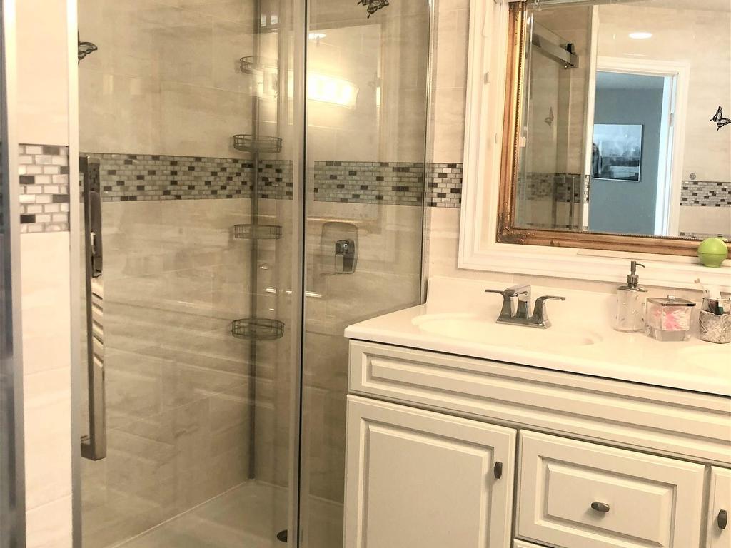 












329 HEATH Road

,
Edmonton,




AB
T6R 2X4

