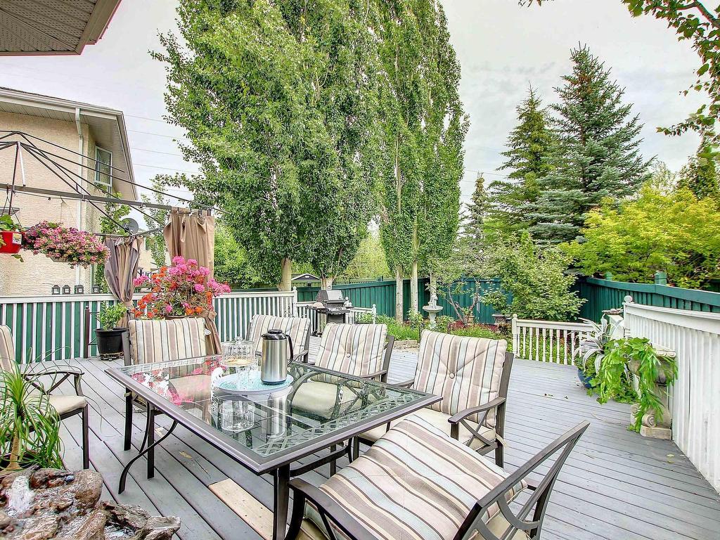












329 HEATH Road

,
Edmonton,




AB
T6R 2X4

