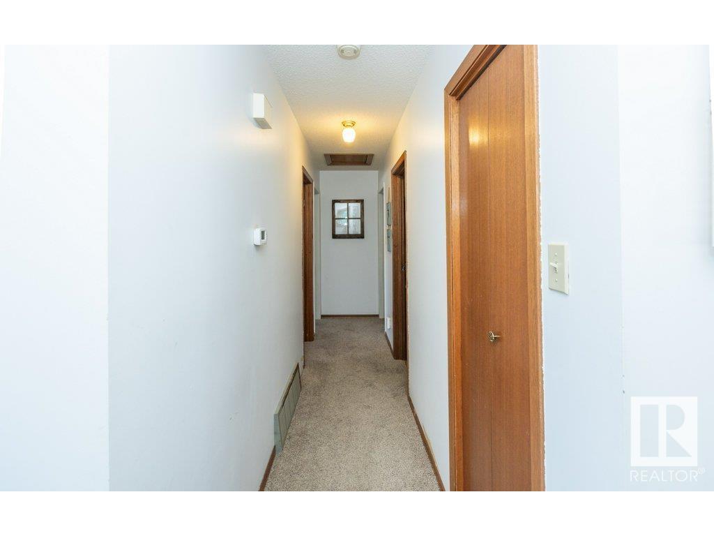 












11020 103A Street

,
Westlock,




AB
T7P 2N7

