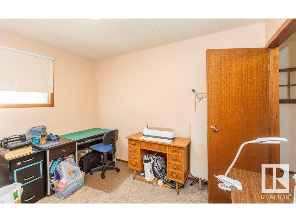 












11020 103A Street

,
Westlock,




AB
T7P 2N7

