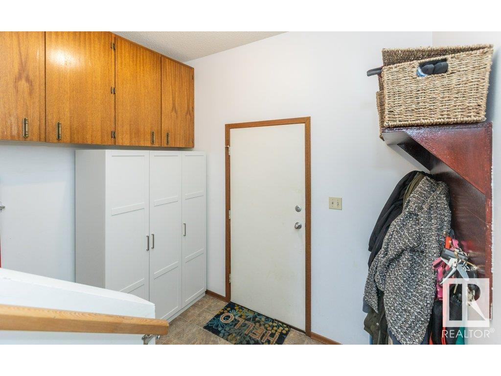 












11020 103A Street

,
Westlock,




AB
T7P 2N7

