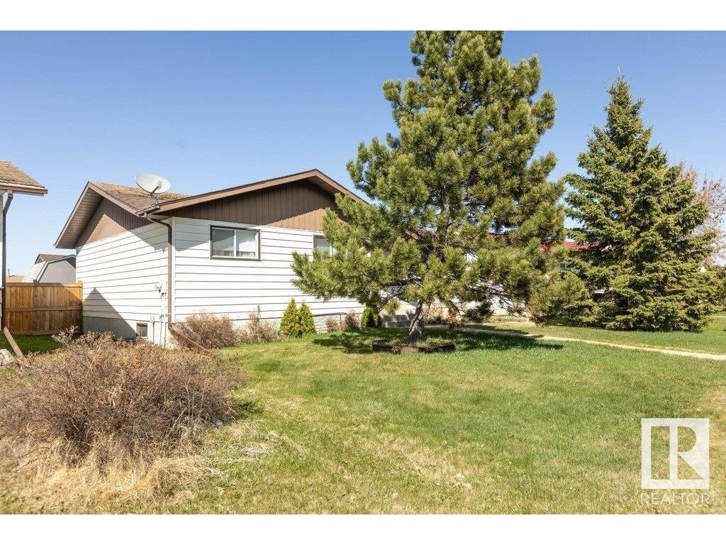 












11020 103A Street

,
Westlock,




AB
T7P 2N7

