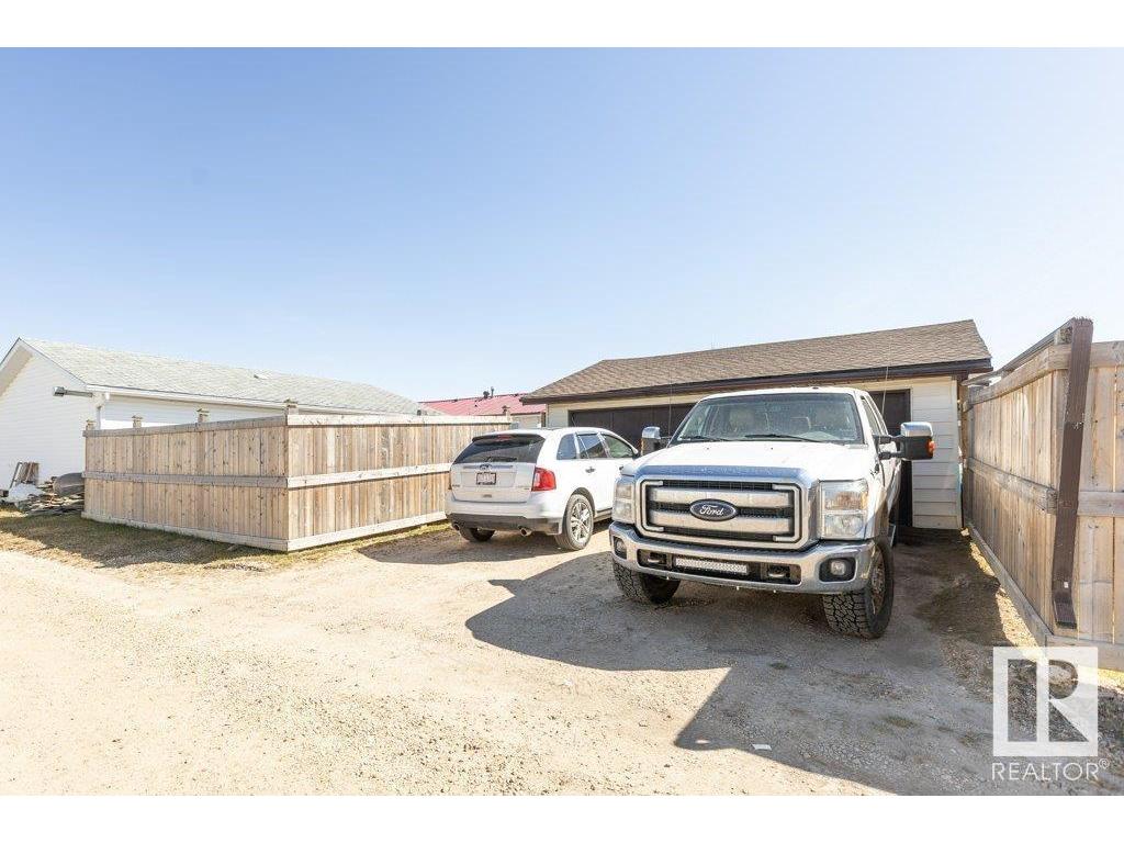 












11020 103A Street

,
Westlock,




AB
T7P 2N7


