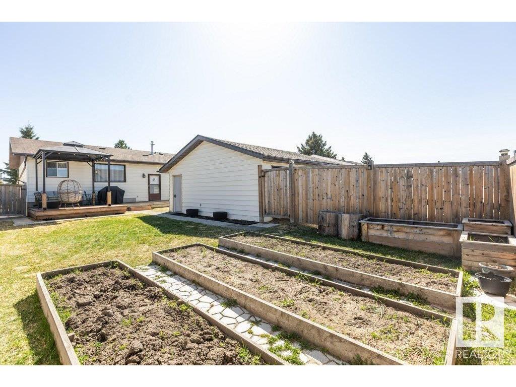 












11020 103A Street

,
Westlock,




AB
T7P 2N7

