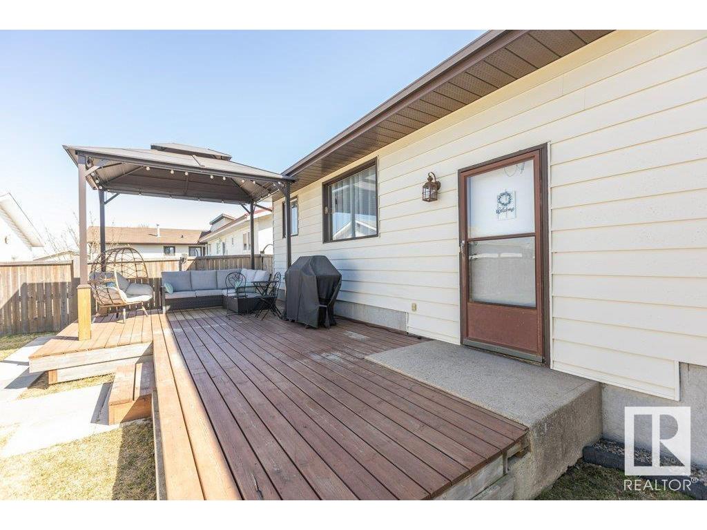 












11020 103A Street

,
Westlock,




AB
T7P 2N7

