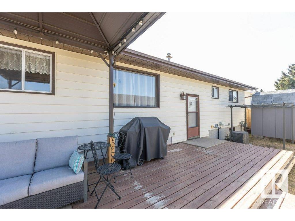 












11020 103A Street

,
Westlock,




AB
T7P 2N7

