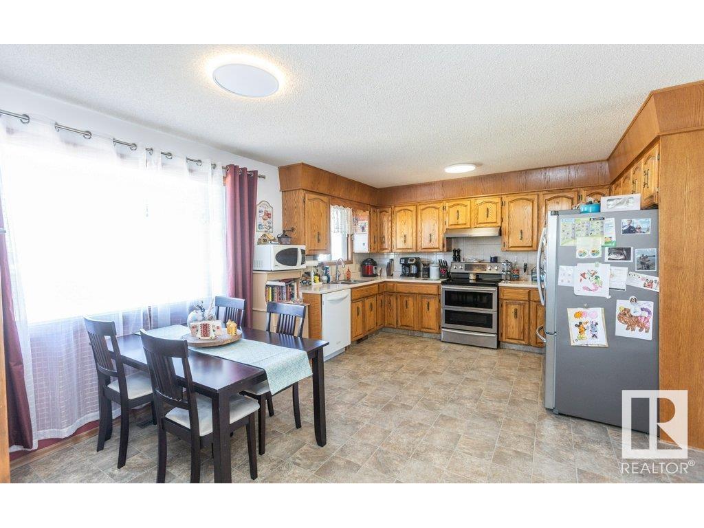 












11020 103A Street

,
Westlock,




AB
T7P 2N7

