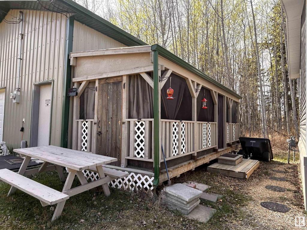 












20001 TWP RD 661

,
Flatbush,




AB
T0G 0Z0

