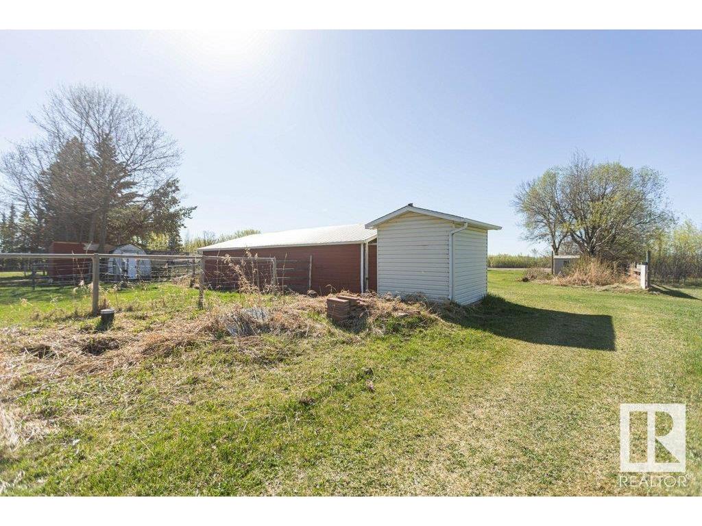 












60218 RR 253

,
Rural Westlock County,




AB
T7P 2P7

