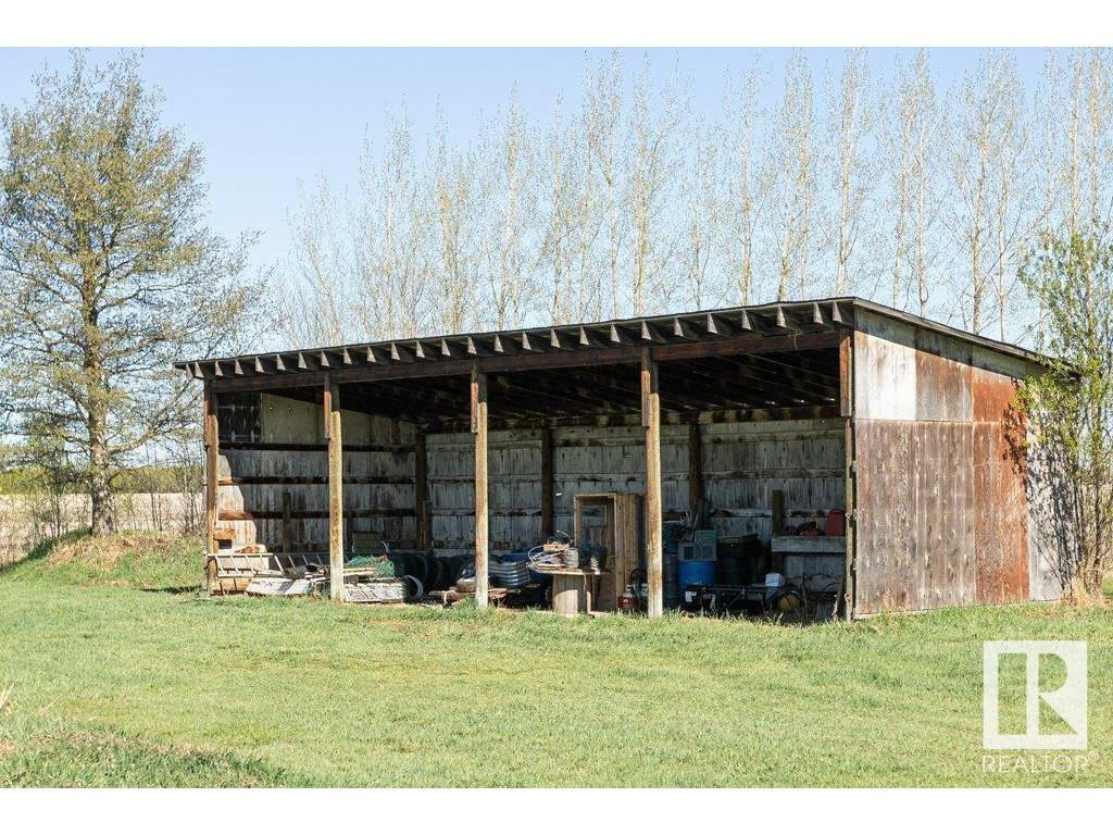 












60218 RR 253

,
Rural Westlock County,




AB
T7P 2P7

