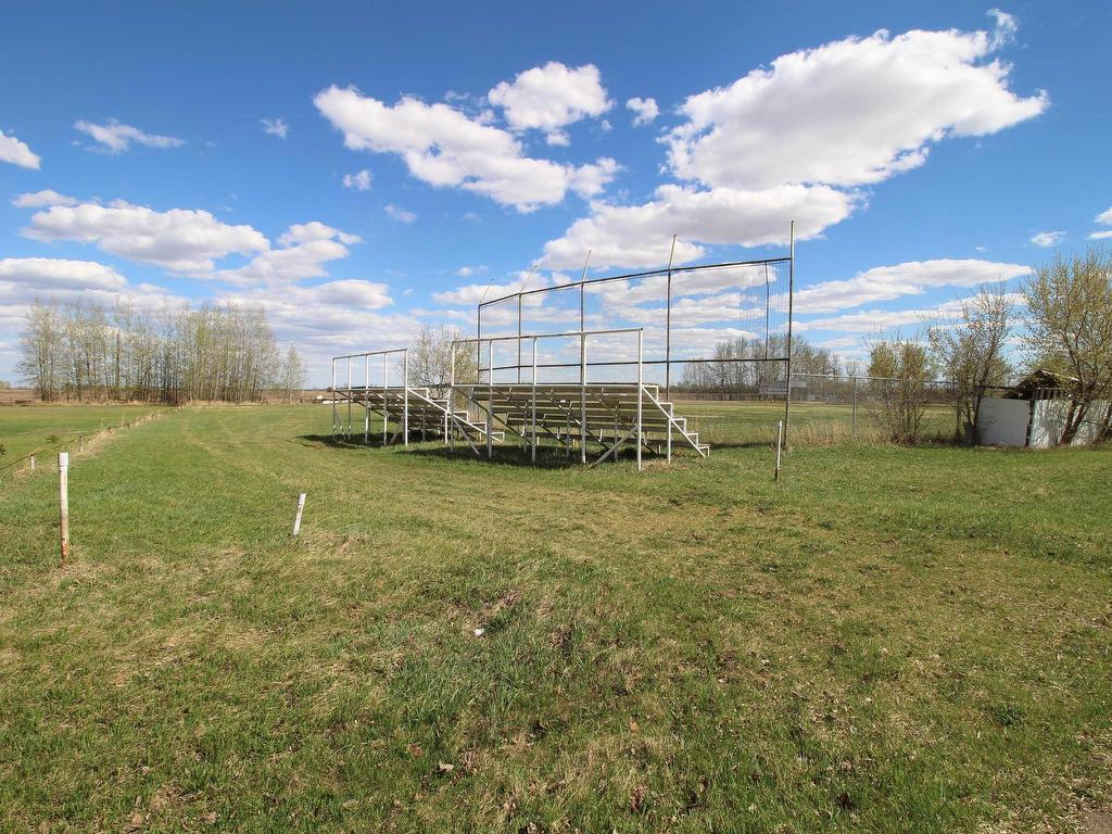 












4904 49 Avenue

,
Rural Westlock County,







AB
T0G 2J0

