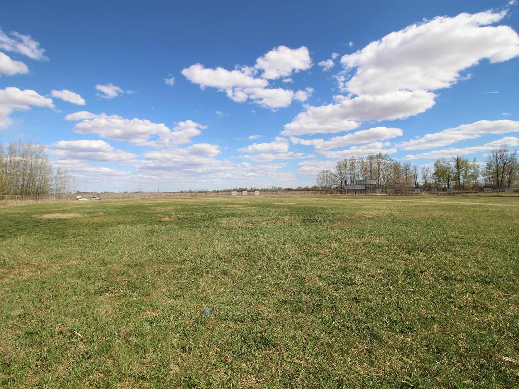












4904 49 Avenue

,
Rural Westlock County,







AB
T0G 2J0

