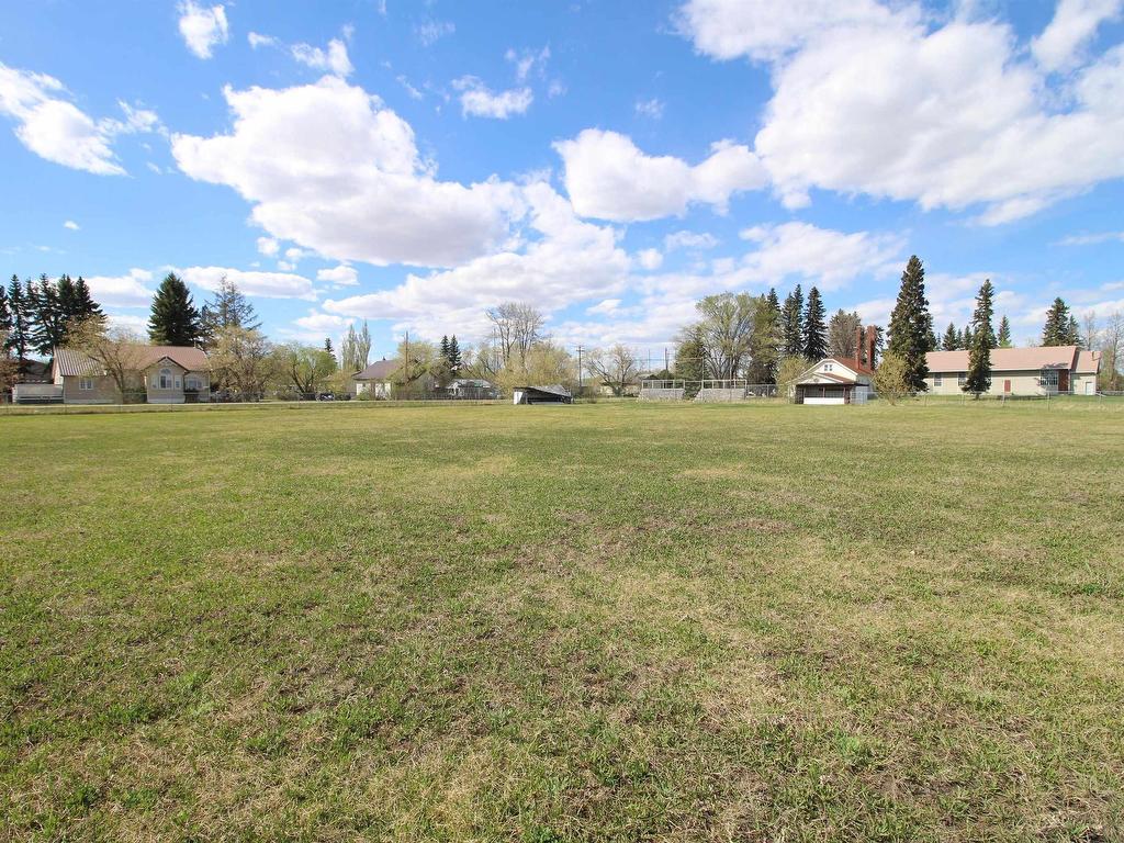 












4904 49 Avenue

,
Rural Westlock County,







AB
T0G 2J0

