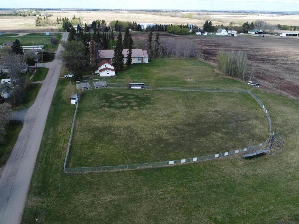 












4904 49 Avenue

,
Rural Westlock County,







AB
T0G 2J0

