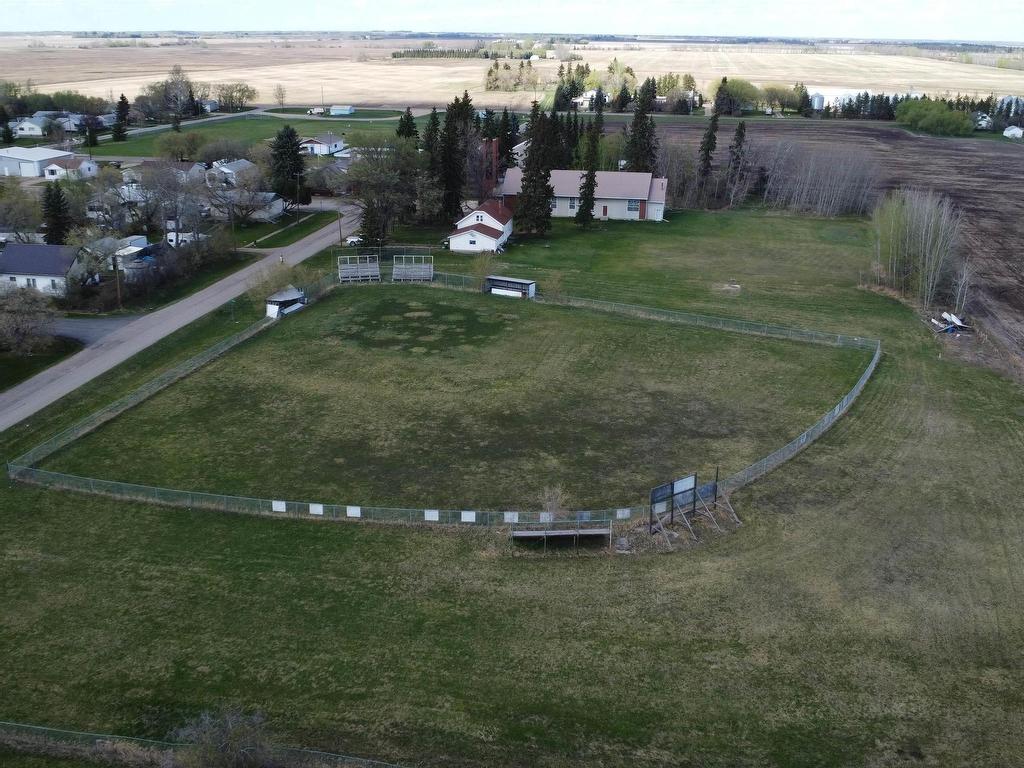 












4904 49 Avenue

,
Rural Westlock County,







AB
T0G 2J0

