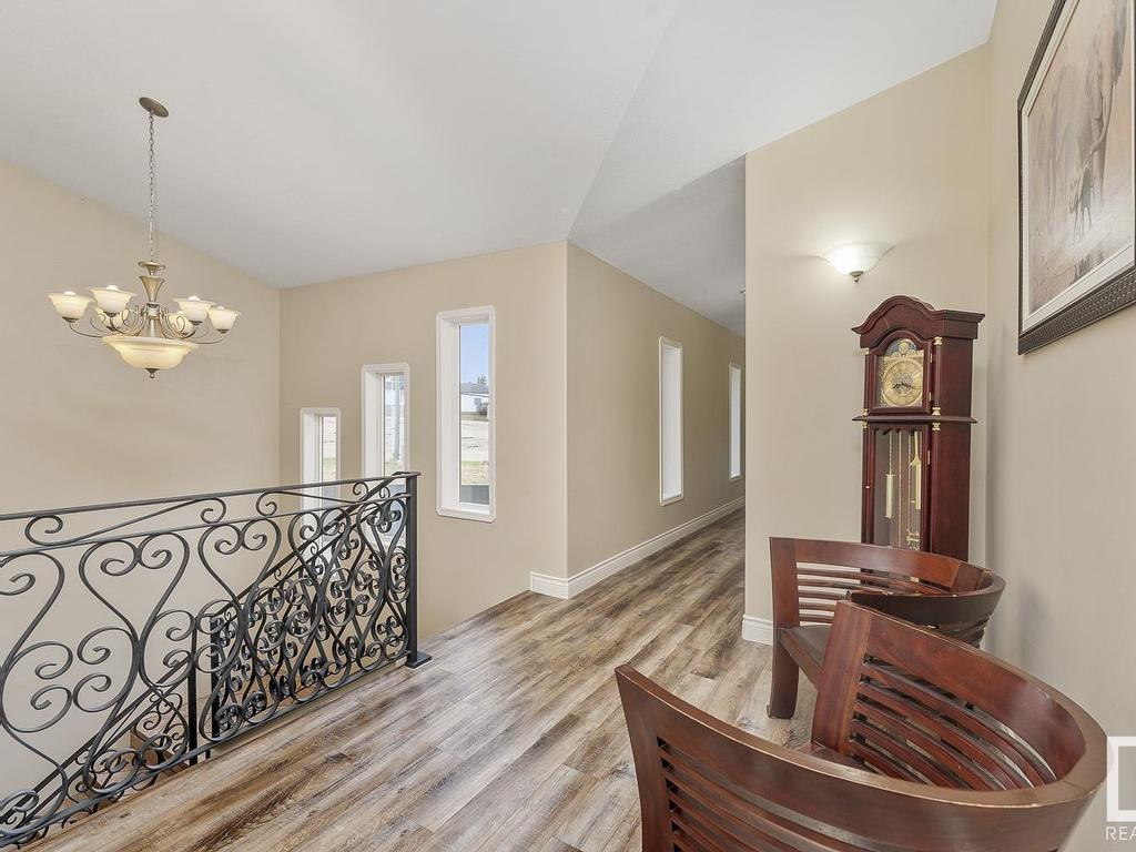 












805 Lakeshore Drive

,
Cold Lake,




AB
T9M 1H7

