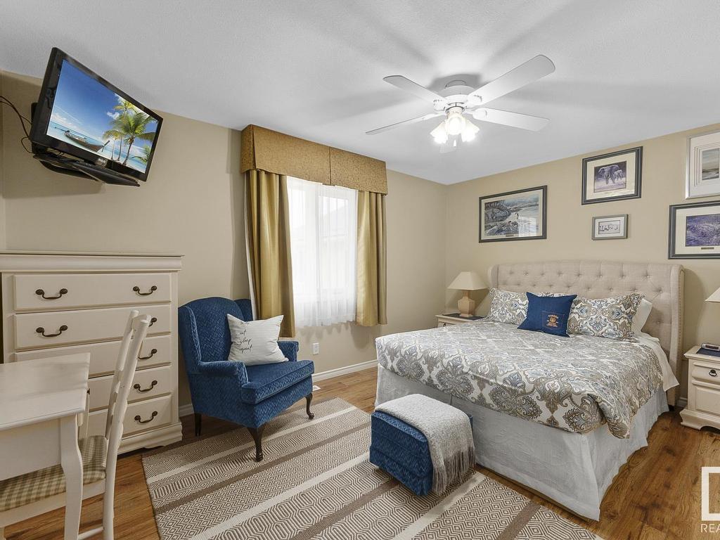 












805 Lakeshore Drive

,
Cold Lake,




AB
T9M 1H7

