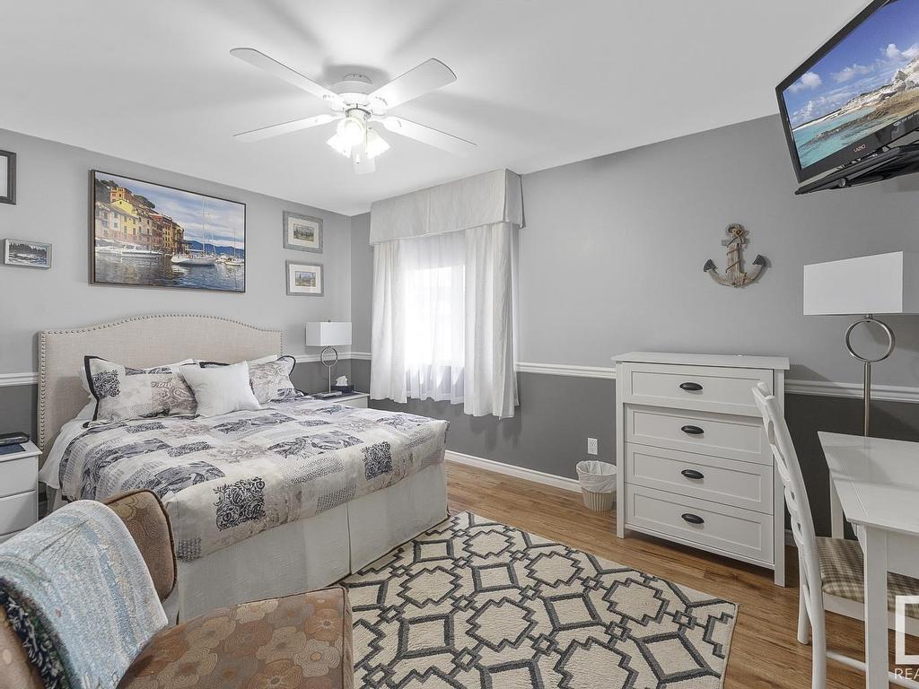 












805 Lakeshore Drive

,
Cold Lake,




AB
T9M 1H7

