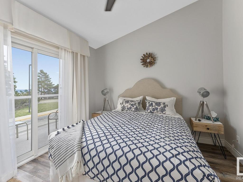 












805 Lakeshore Drive

,
Cold Lake,




AB
T9M 1H7

