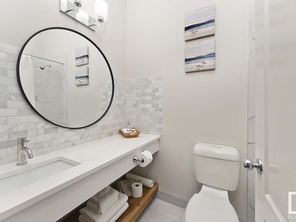 












805 Lakeshore Drive

,
Cold Lake,




AB
T9M 1H7

